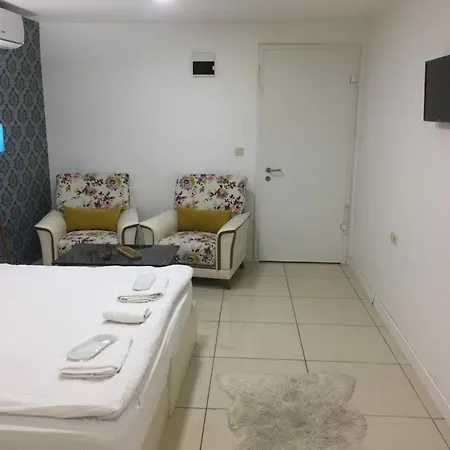 Pensión Nokta 3*